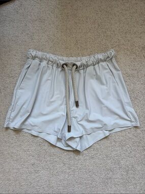 ADAY Lighter Days Shorts, size S, EUC.